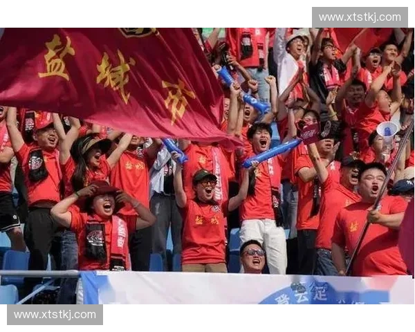 激情碰撞梦想启航 让我们一起为胜利呐喊 共赴足球盛宴